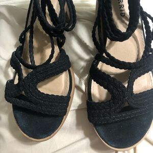 Black strapped sandal
